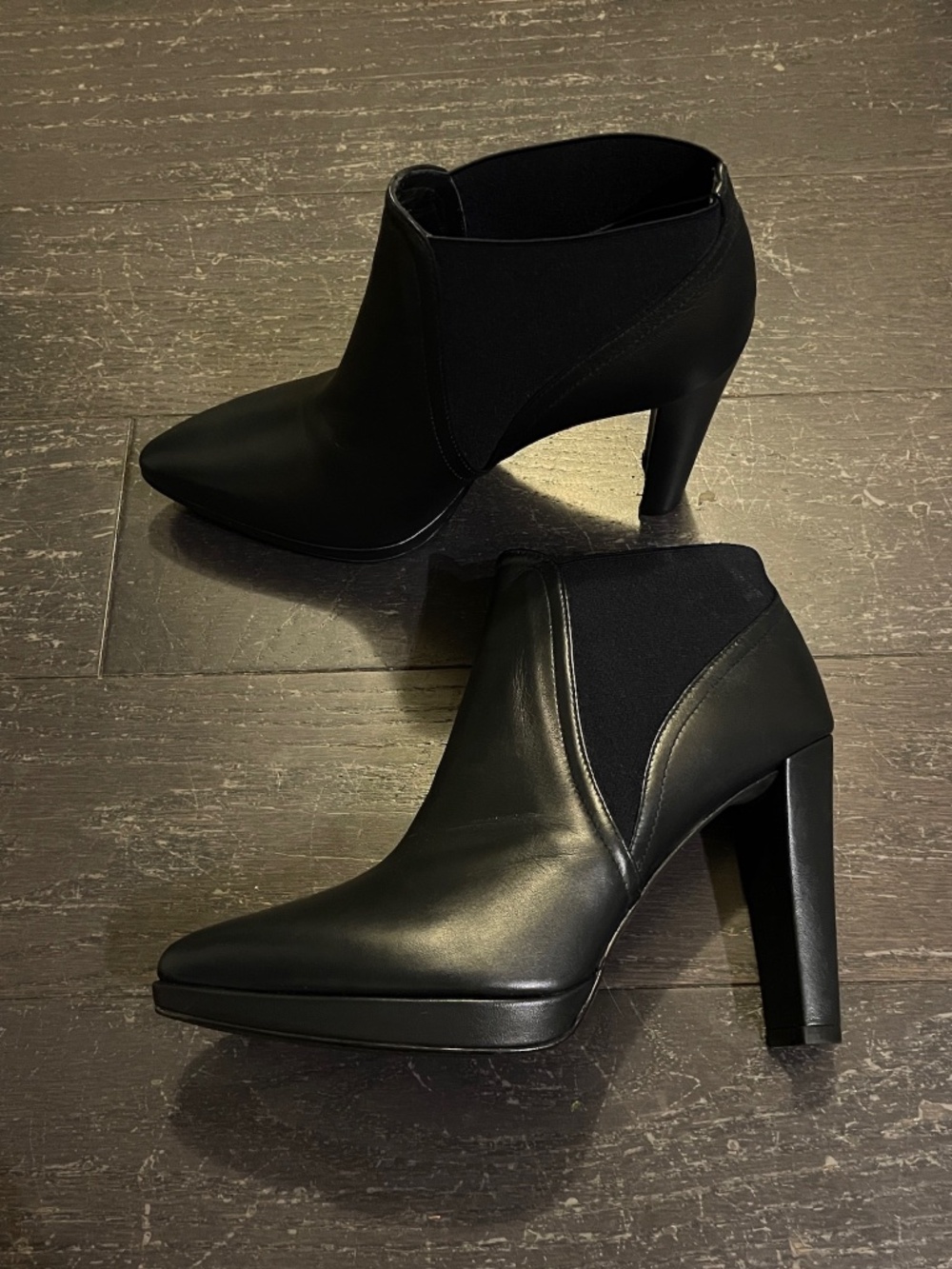 STUART WEITZMAN Tryme black leather ankle boots size 37.5 women's  Made in Spain